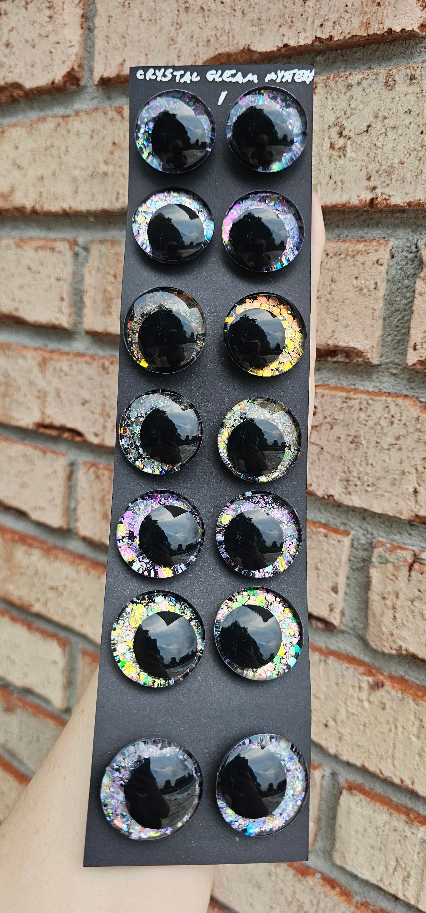 Discontinued Offcentered Eyes, Centered Eyes Clearance 40%-75% OFF