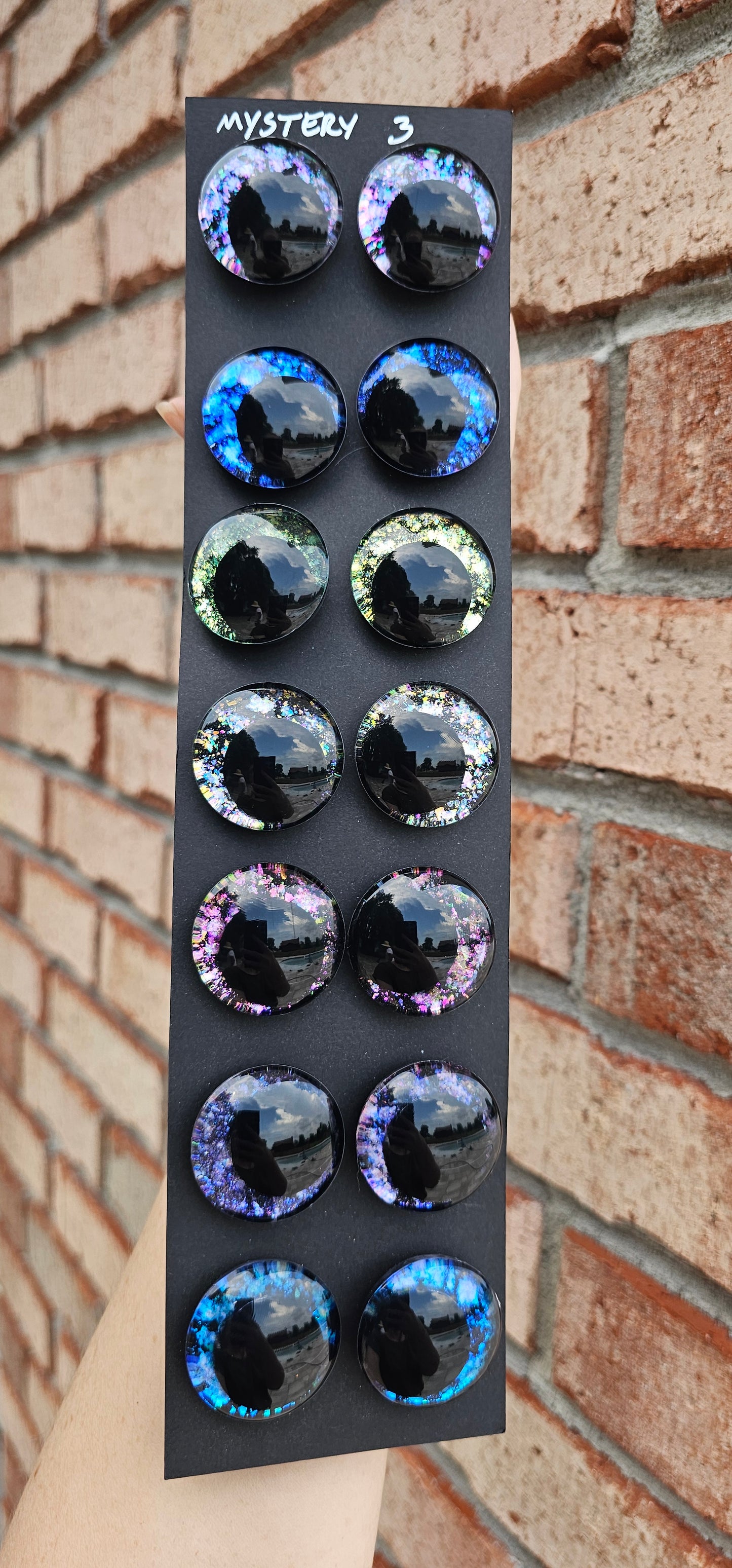 Discontinued Offcentered Eyes, Centered Eyes Clearance 40%-75% OFF