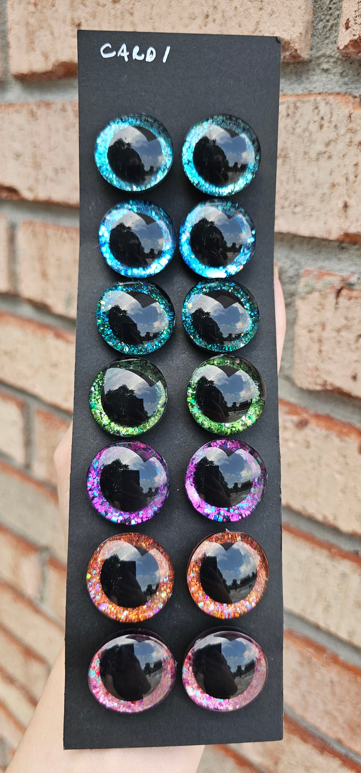 Discontinued Offcentered Eyes, Centered Eyes Clearance 40%-75% OFF