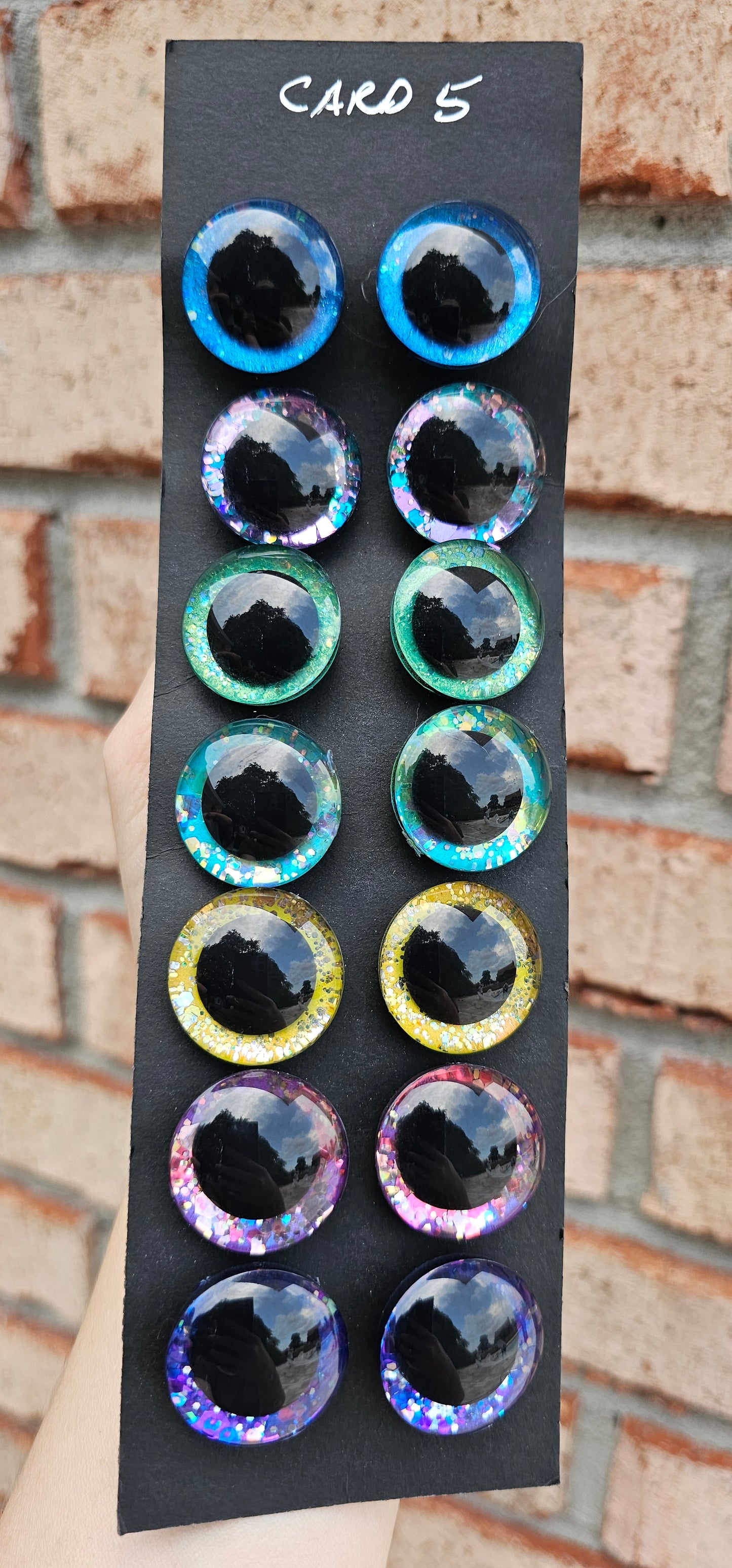 Discontinued Offcentered Eyes, Centered Eyes Clearance 40%-75% OFF